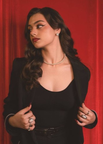 Полли, Г. Невинномысск